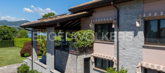 4 bedrooms Villa in Ispra, Italy No. 295849 7