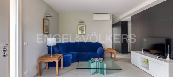 4 bedrooms Villa in Ispra, Italy No. 295849 24