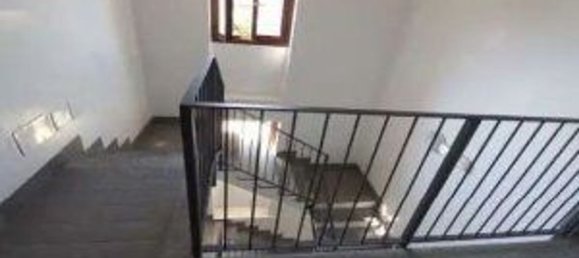 3 rooms Duplex in Luino, Italy No. 12943 6