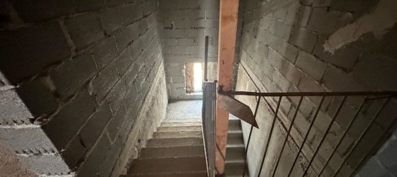 Дуплекс с 2 комнатами в Роккамориче, Италия № 76818 6