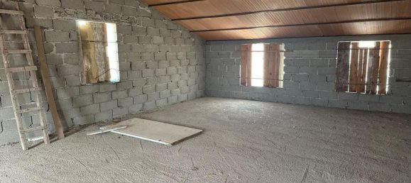 Дуплекс с 2 комнатами в Роккамориче, Италия № 76818 4