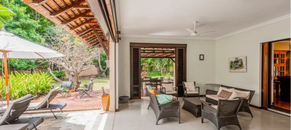 Villa de 5 dormitorios en Tamarin, Mauritius No. 79379 10