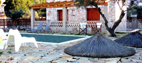 20 dormitorios edificio en venta en Zakynthos, Ionian Islands, Peloponnese, Western Greece and the Ionian, Greece № 866 17