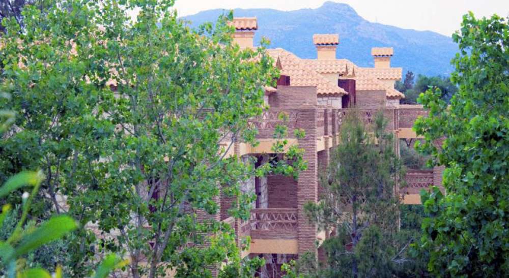 20 dormitorios edificio en venta en Zakynthos, Ionian Islands, Peloponnese, Western Greece and the Ionian, Greece № 866