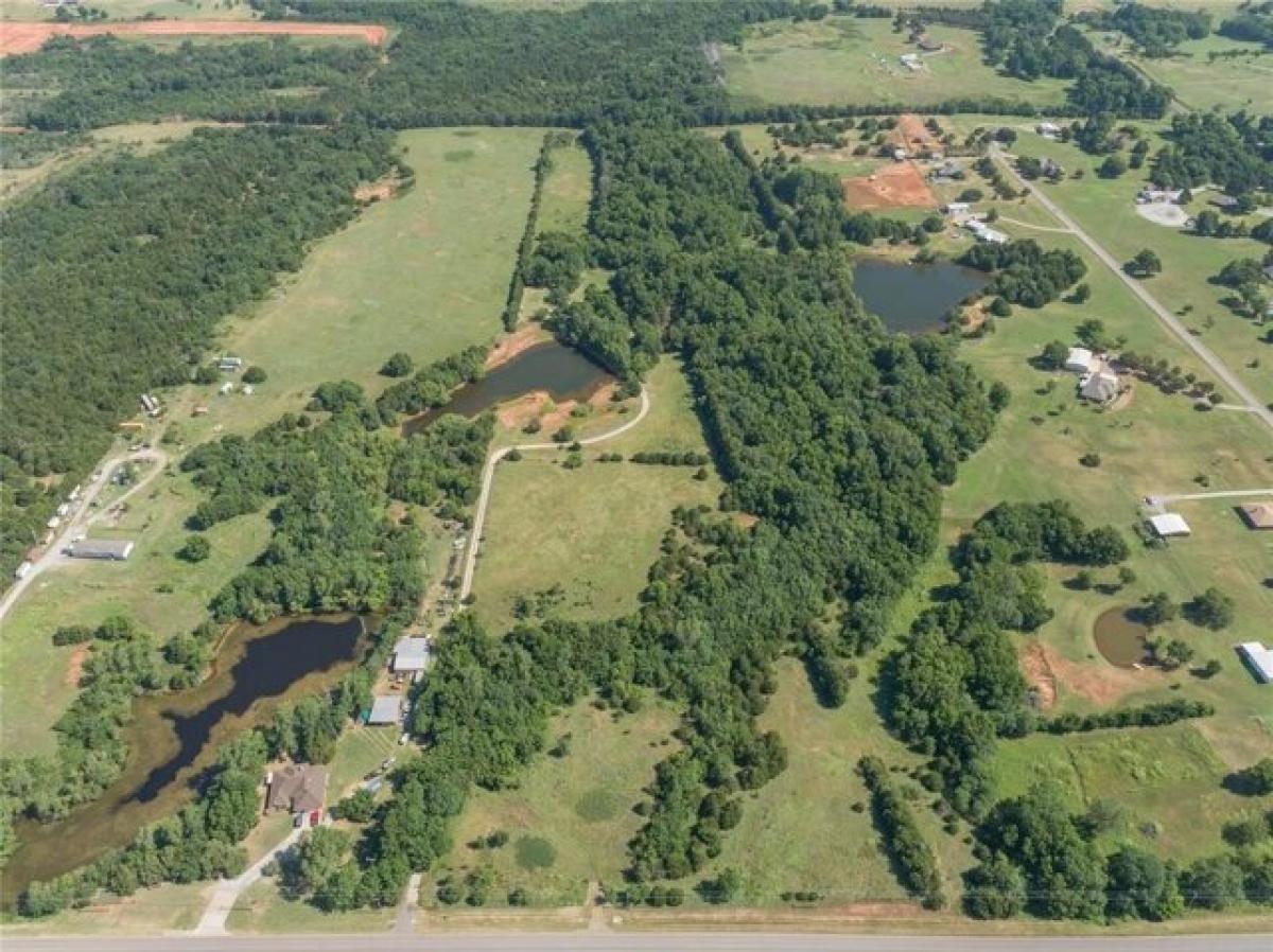  Land in Noble, USA No. 513410