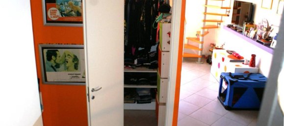 3 rooms Apartment in Genoa, Italy No. 169872 18