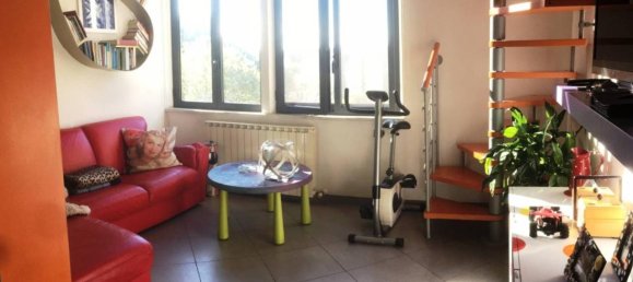 3 rooms Apartment in Genoa, Italy No. 169872 5