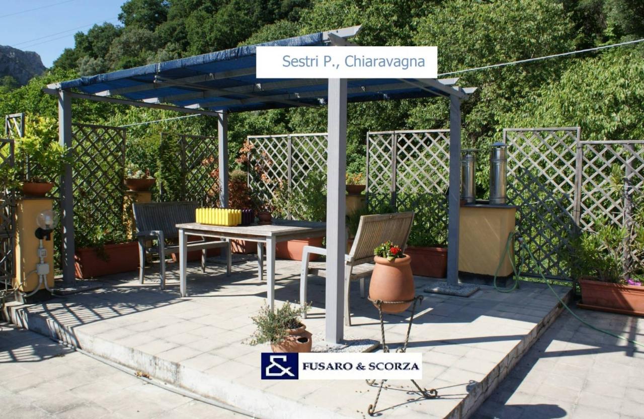 3 rooms Apartment in Genoa, Italy No. 169872