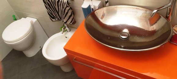 3 rooms Apartment in Genoa, Italy No. 169872 15