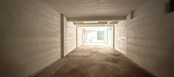 85m² Warehouse in Loano, Italy No. 293781 6