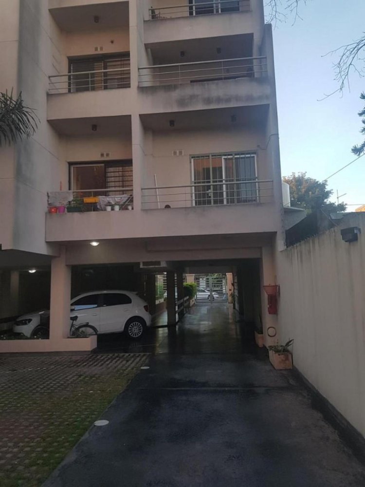 Studio in Bermudez, Argentina No. 920