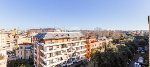 Пентхаус с 2 спальнями в Рим, Италия № 202209 26