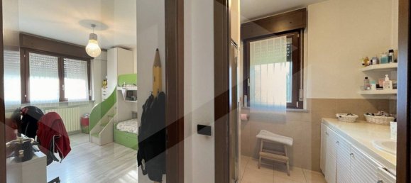 3غرفة شقة في San Giuliano Milanese, Italy رقم 27135 10