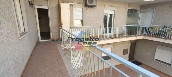 4 rooms Apartment in Fiumefreddo di Sicilia, Italy No. 81117 24