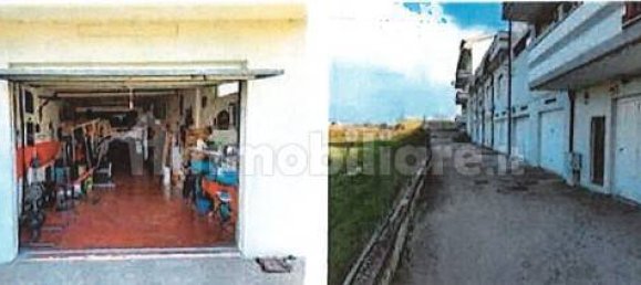 5 bedrooms Apartment in San Giovanni Teatino, Italy No. 208092 11