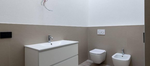 Дуплекс с 4 комнатами в Мало, Италия № 37272 24