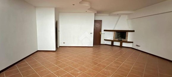 2 bedrooms House in San Cesareo, Italy No. 334412 42
