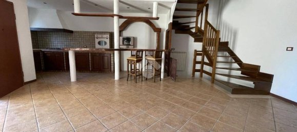 2 bedrooms House in San Cesareo, Italy No. 334412 11