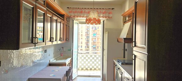 2 rooms Apartment in Genoa, Italy No. 257420 4