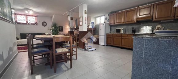 2 bedrooms House in Sarzana, Italy No. 353049 11