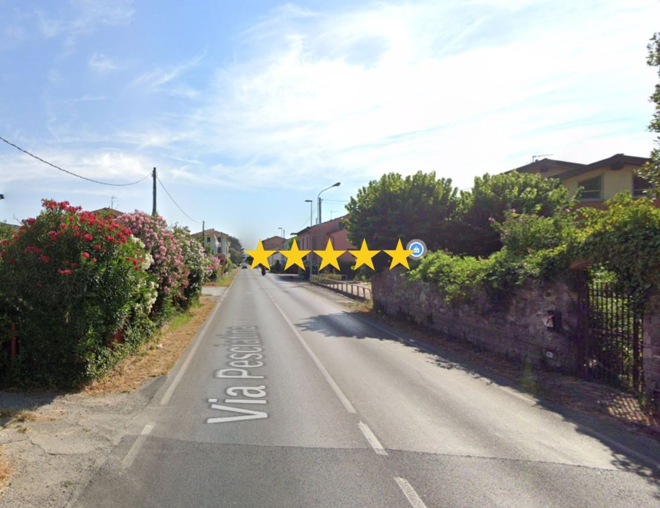 7 rooms Apartment in Lucca, Italy No. 197012