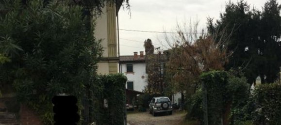 7 rooms Apartment in Lucca, Italy No. 197012 7