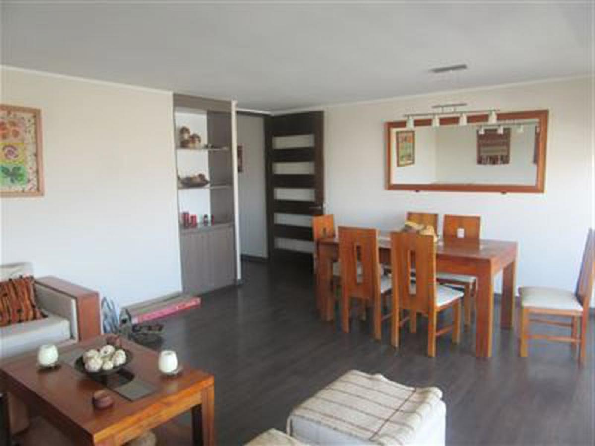 4 bedrooms Apartment in Santiago, Chile No. 2652