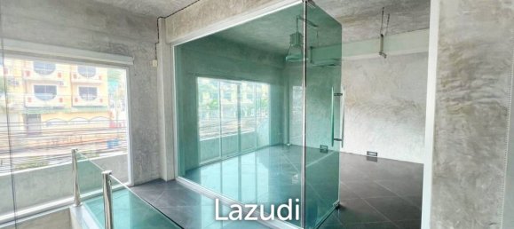 6 bedrooms Commercial property in Pattaya, Thailand No. 16301 8