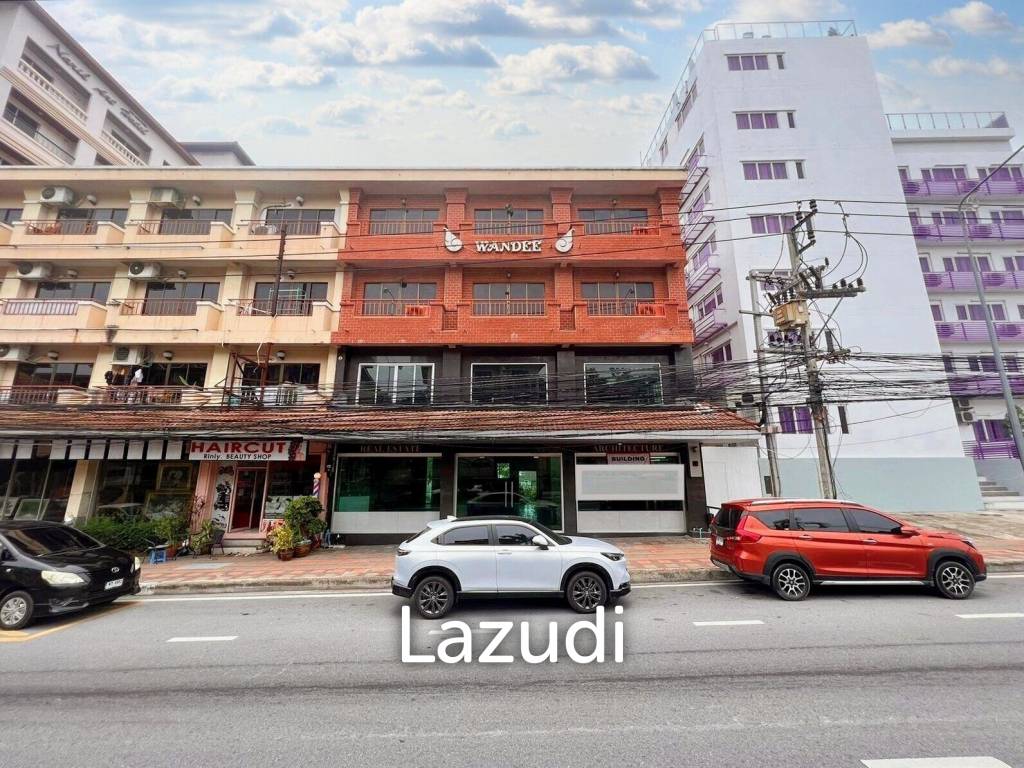 6 bedrooms Commercial property in Pattaya, Thailand No. 16301