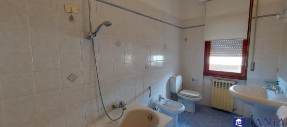 1 Schlafzimmer Wohnung in Carrara, Italy, Nr. 31138 20