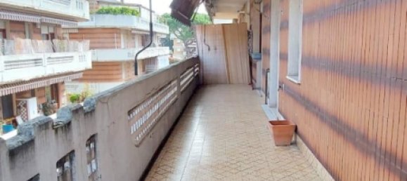 1 Schlafzimmer Wohnung in Carrara, Italy, Nr. 31138 4