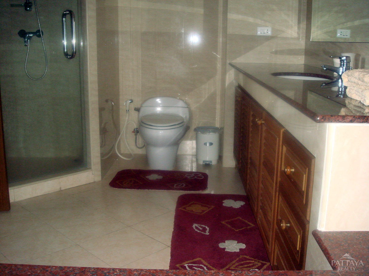 1 bedroom Condo in Pattaya, Thailand No. 1284