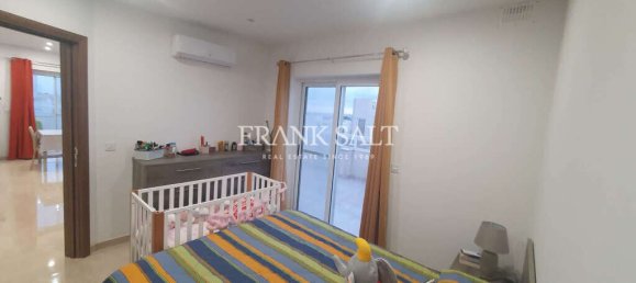 Ático de 1 dormitorio en Gharghur, Malta No. 4997 8