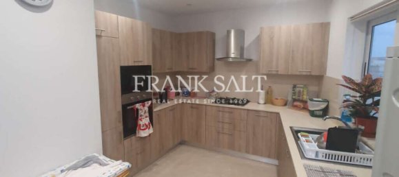 Ático de 1 dormitorio en Gharghur, Malta No. 4997 5