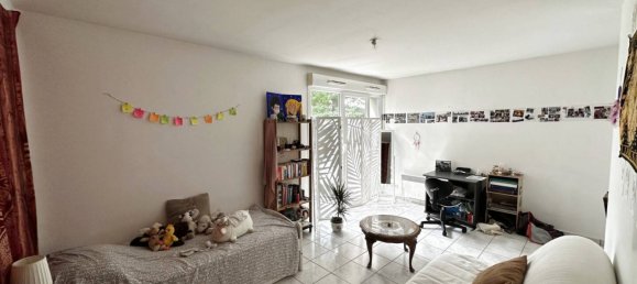 Estudio en Tours, France No. 91442 3