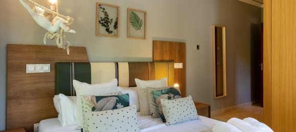 7 bedrooms House in Marbella, Spain No. 125810 18