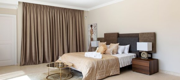 7 bedrooms House in Marbella, Spain No. 125810 13