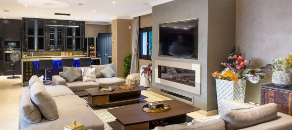 7 bedrooms House in Marbella, Spain No. 125810 38