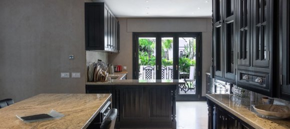 7 bedrooms House in Marbella, Spain No. 125810 9