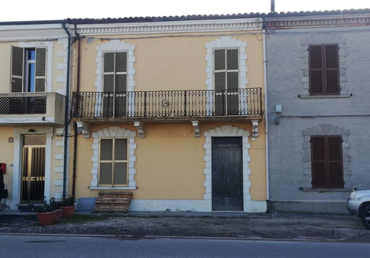 Casa de 8 divisões em Fano, Italy N.º 78353