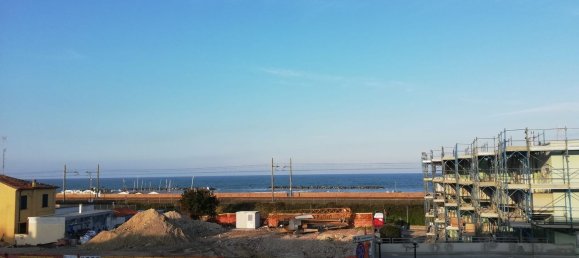 Casa de 8 divisões em Fano, Italy N.º 78353 5