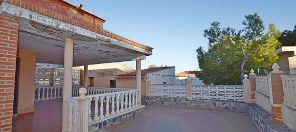 3 bedrooms Villa in Torrevieja, Spain No. 14295 5