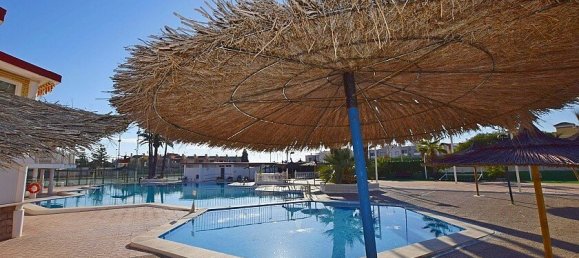 3 bedrooms Villa in Torrevieja, Spain No. 14295 2