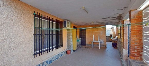 3 bedrooms Villa in Torrevieja, Spain No. 14295 10