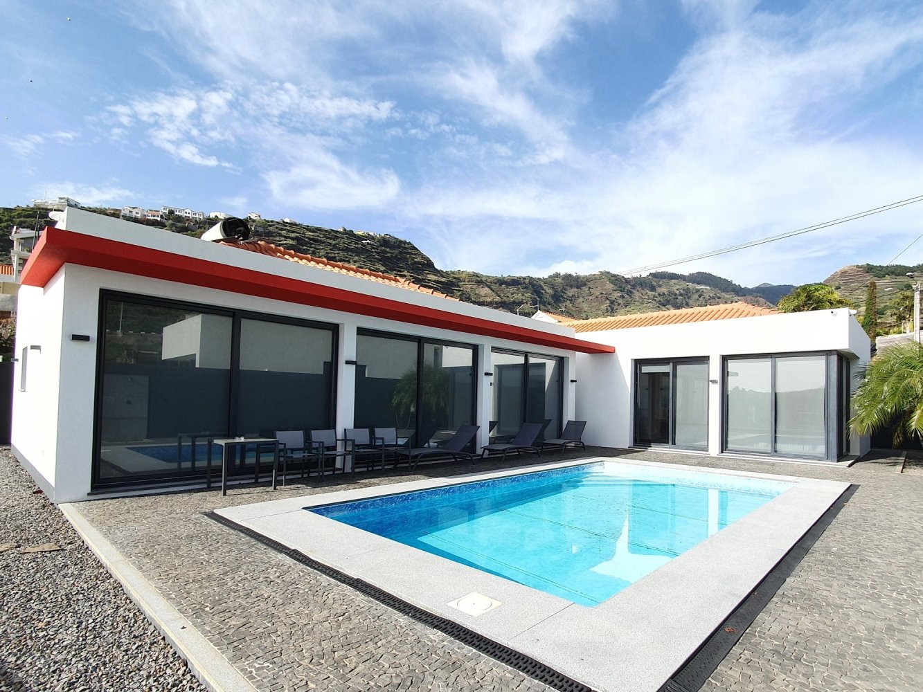 3 bedrooms Villa in Ribeira Brava, Portugal No. 143436