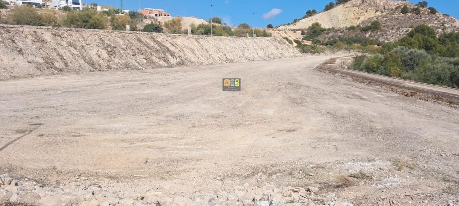 Земельный участок в Аликанте, Испания № 185980