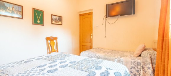 3 bedrooms House in Pedralba, Spain No. 154829 24