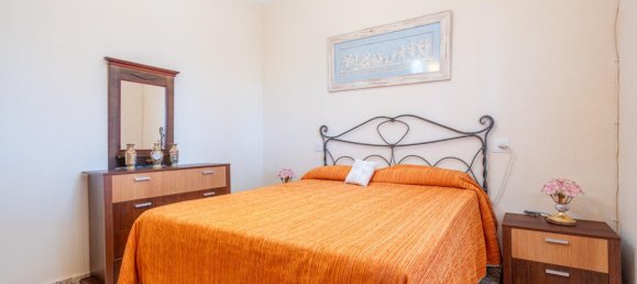 3 bedrooms House in Pedralba, Spain No. 154829 16