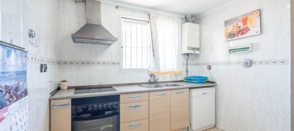 3 bedrooms House in Pedralba, Spain No. 154829 10