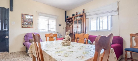 3 bedrooms House in Pedralba, Spain No. 154829 8